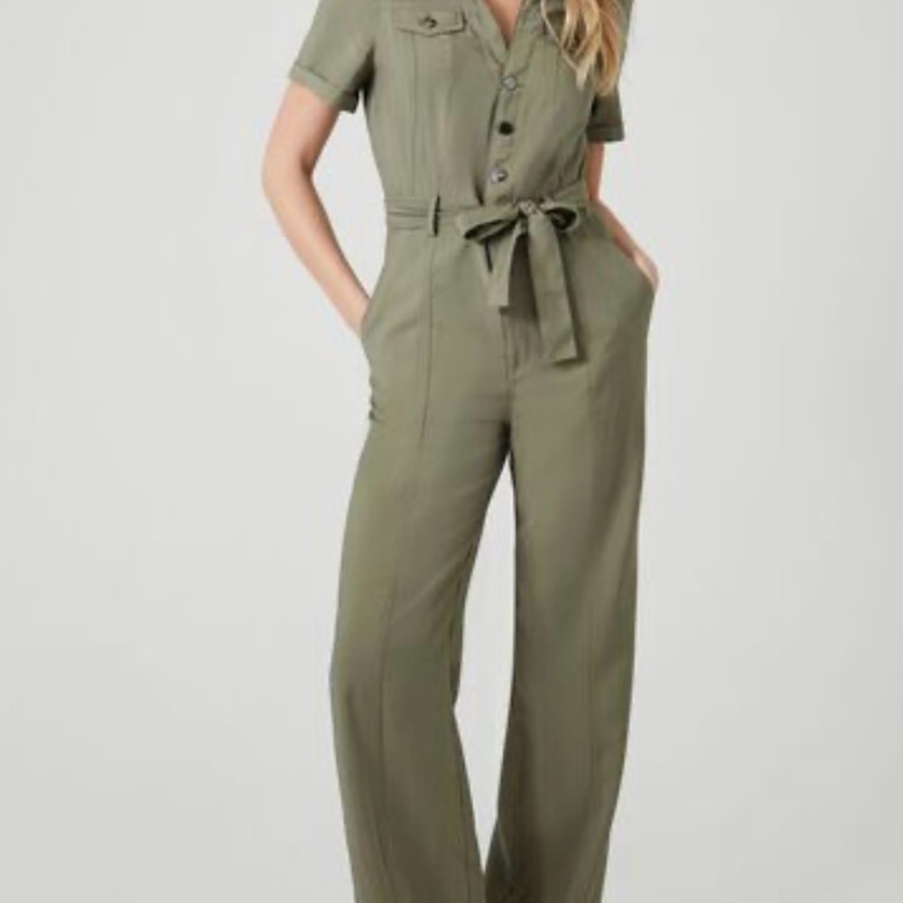 NWT And Now This womens jumpsuit. Size medium.